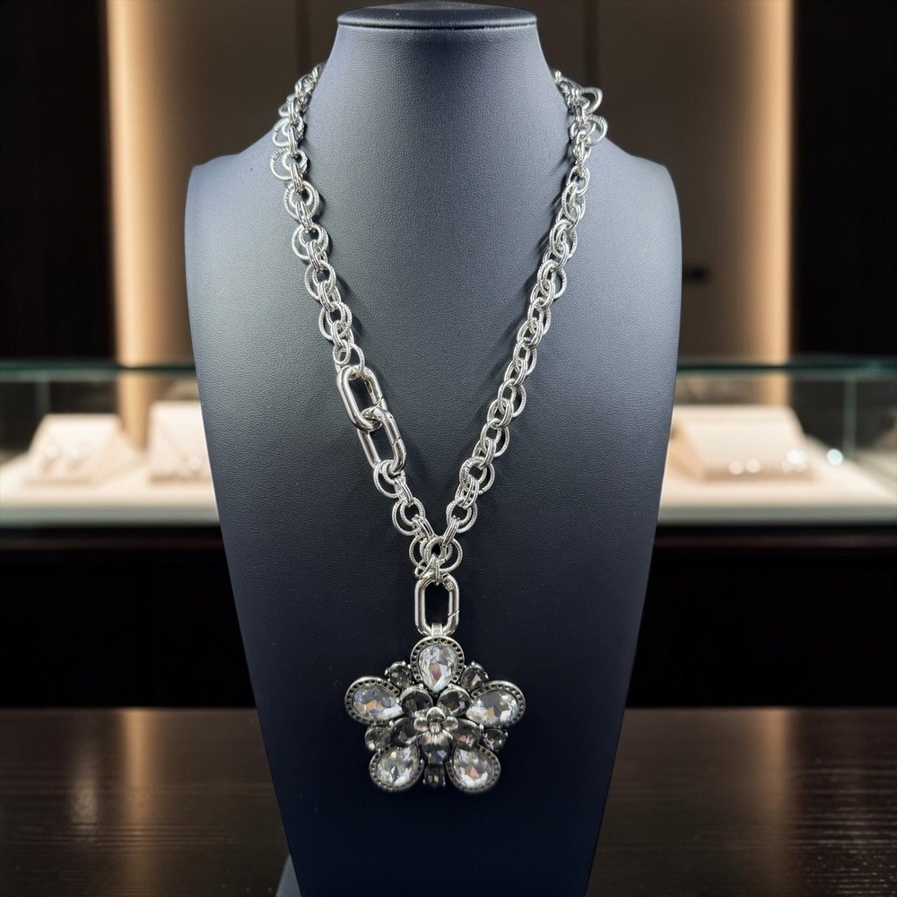 Heavy Silver Tone Chunky Chain Statement Necklace Crystal Floral Pendant Glam